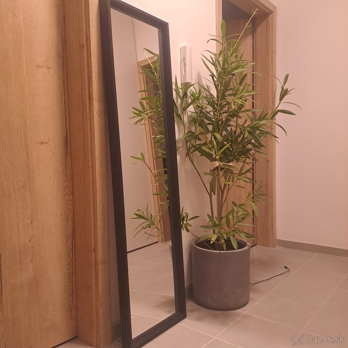 Predaj zrkadla Nissedal čierna 40x150cm