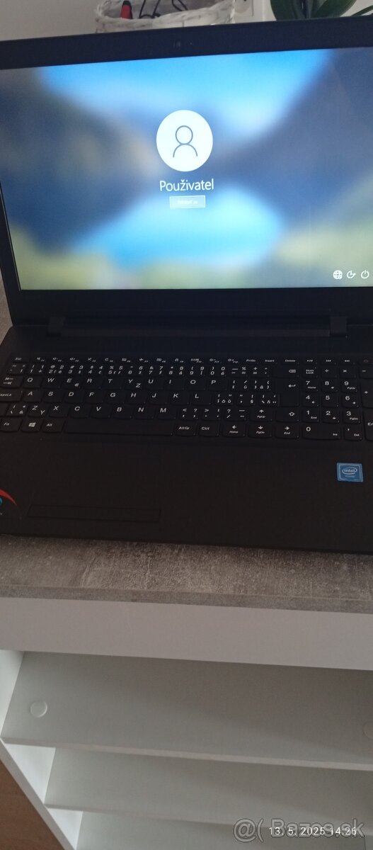 Predám ako nový málo používaný notebook Značky Lenovo