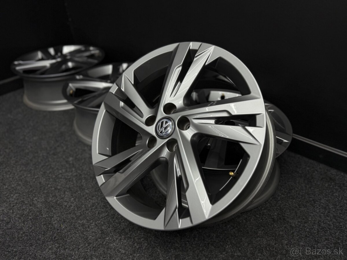 Alu VW T-CROSS 5x100 17”