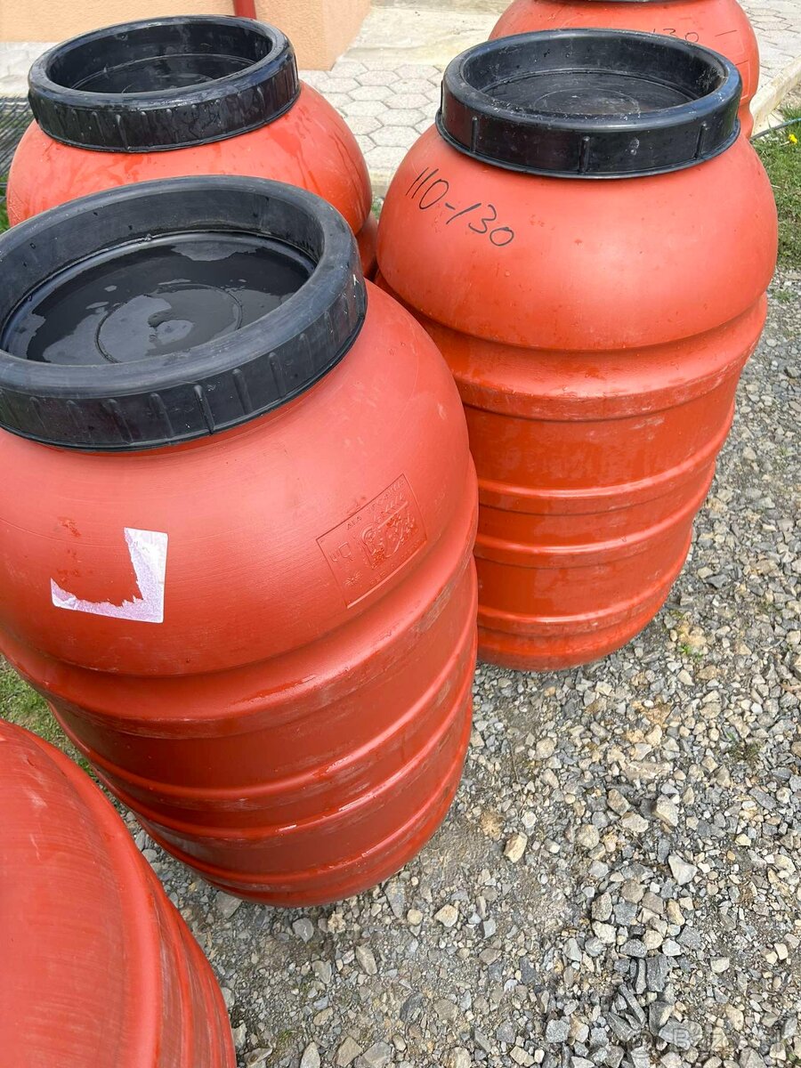Predám plastové sudy 220 lit.