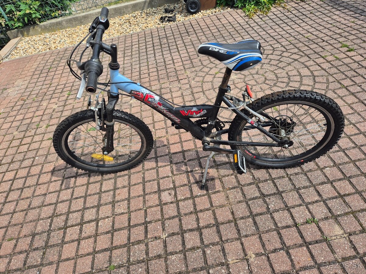 Bicykel na začiatočné jazdy velkos 16