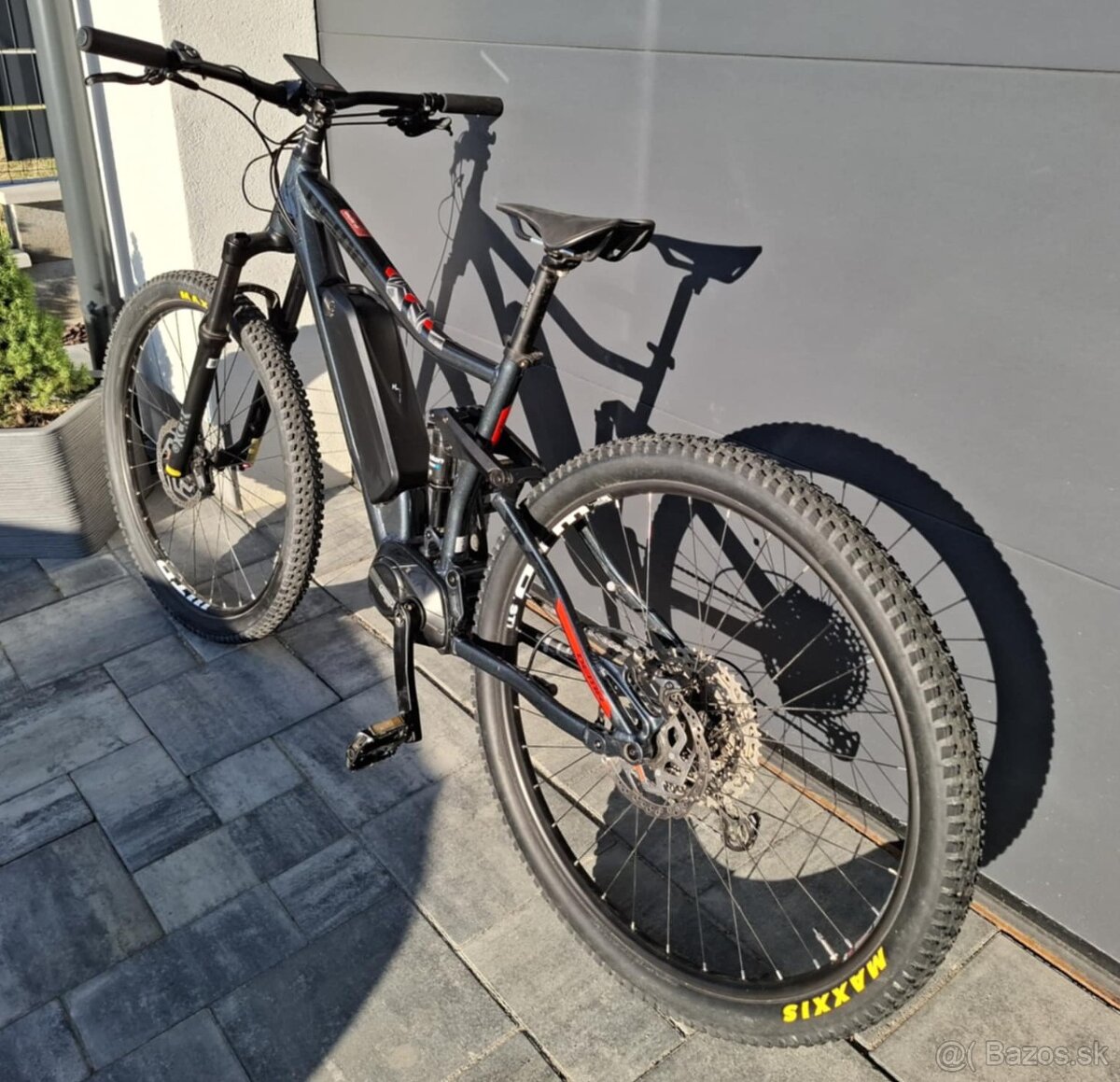 Celoodpružený Elektrobicykel Dema Flow