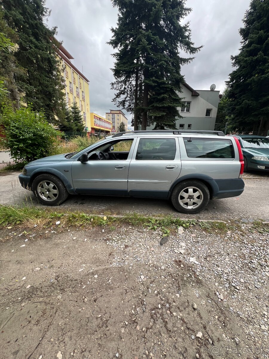 Volvo xc70 cross country AWD 2001 147 kw
