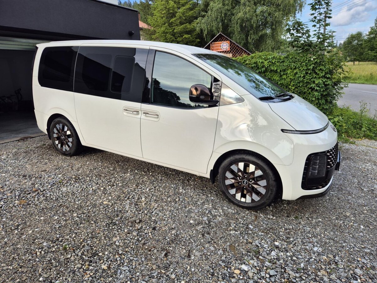 Hyundai Staria 2,2CRDi, LUXURY, Automat, 4x4