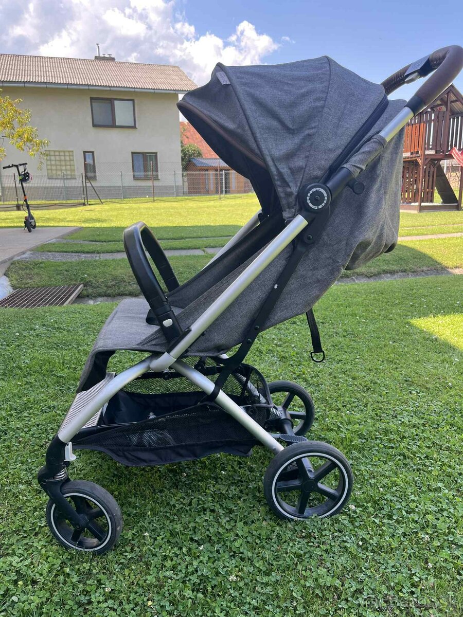 Cybex Eezy S+