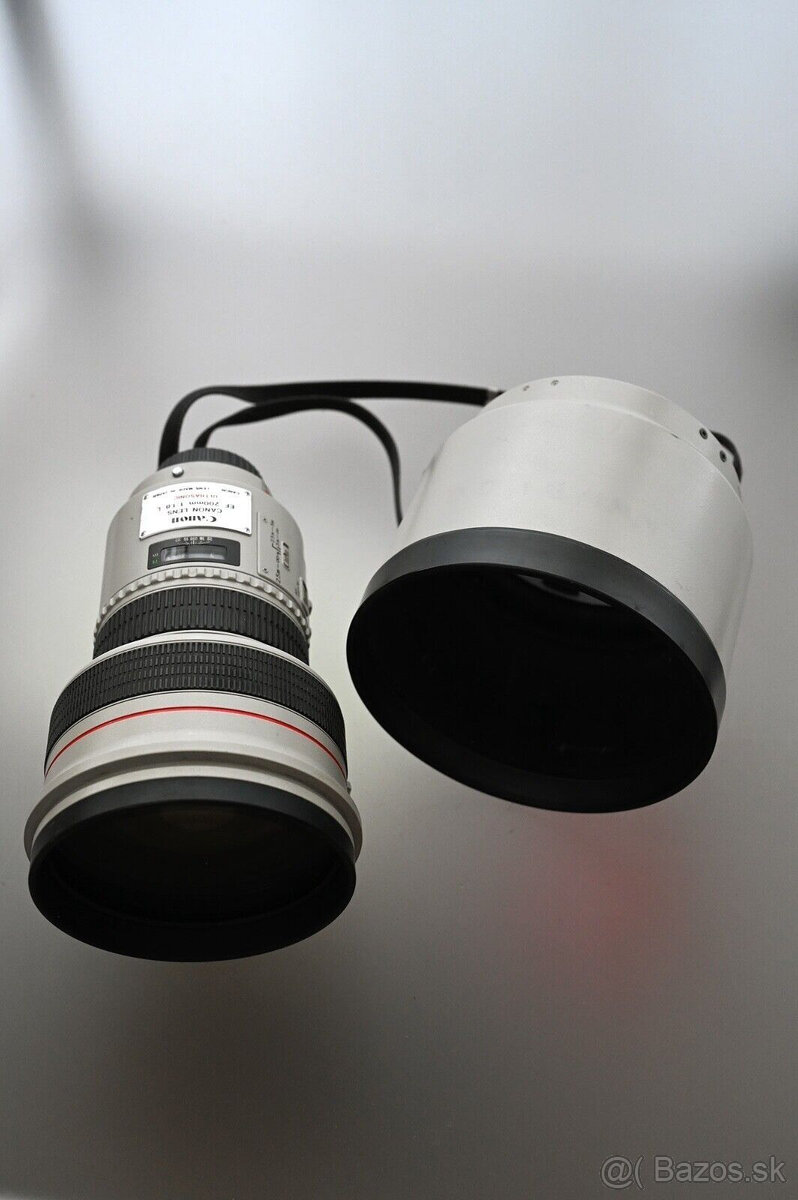 Ultrazvukový teleobjektív Canon EF 200 mm 11,8L USM EF 1,820