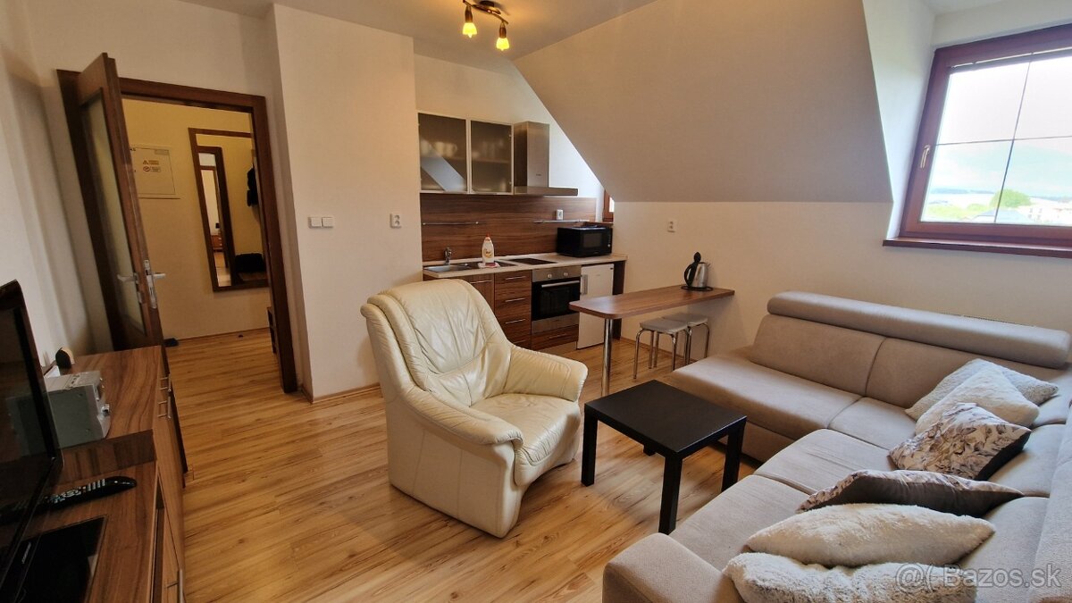 Rekreač. apartmán -Vysoké Tatry - Veľká Lom.- Apartmány Lomn
