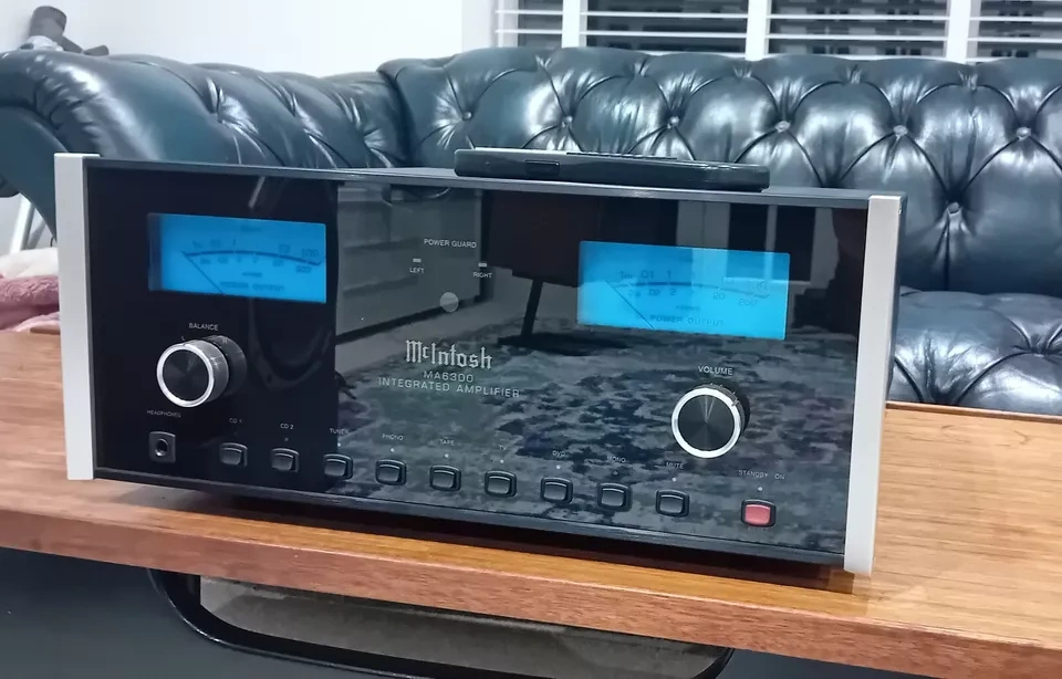 McIntosh MA6300