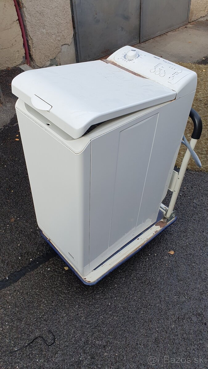 Plnefunkčná práčka Zanussi