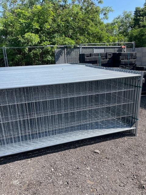 Nízke mobilné oplotenie 3,5 x 1,2m spevnené rohy