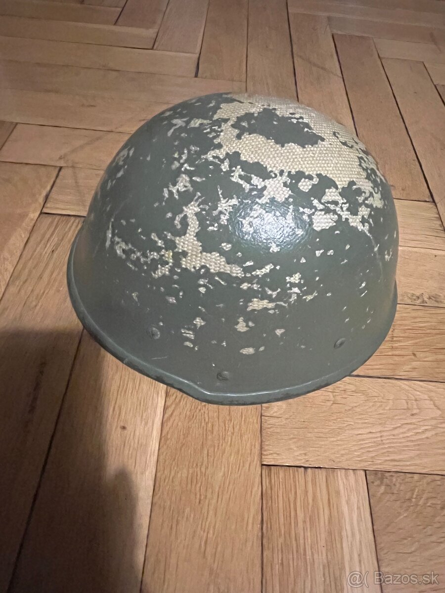 Kevlarová helma M89 (2)