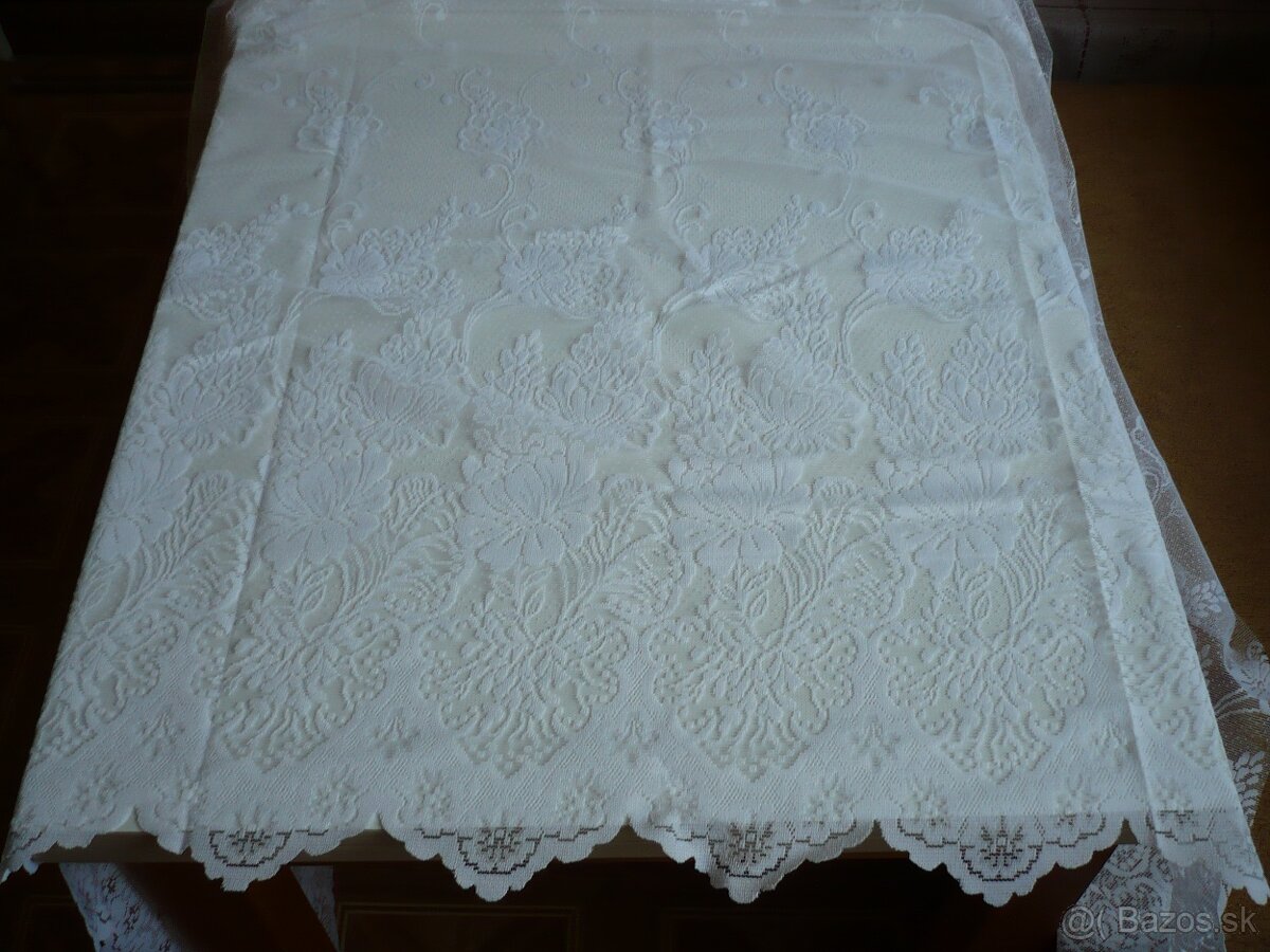 záclony,látky,šál,paplon,deky