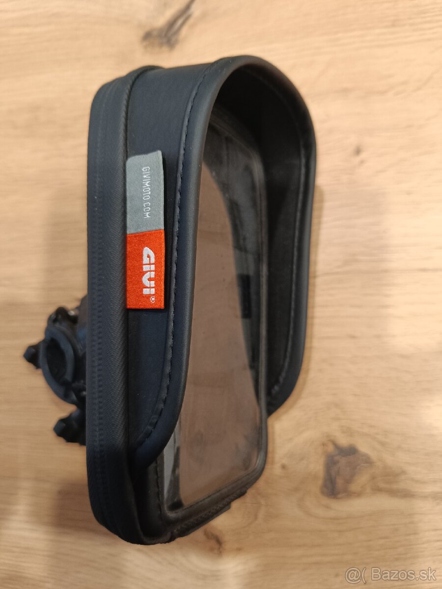 Predám držiak mobilu.