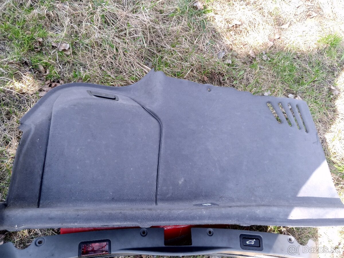 BMW 7 e65 kufr tapce komplet