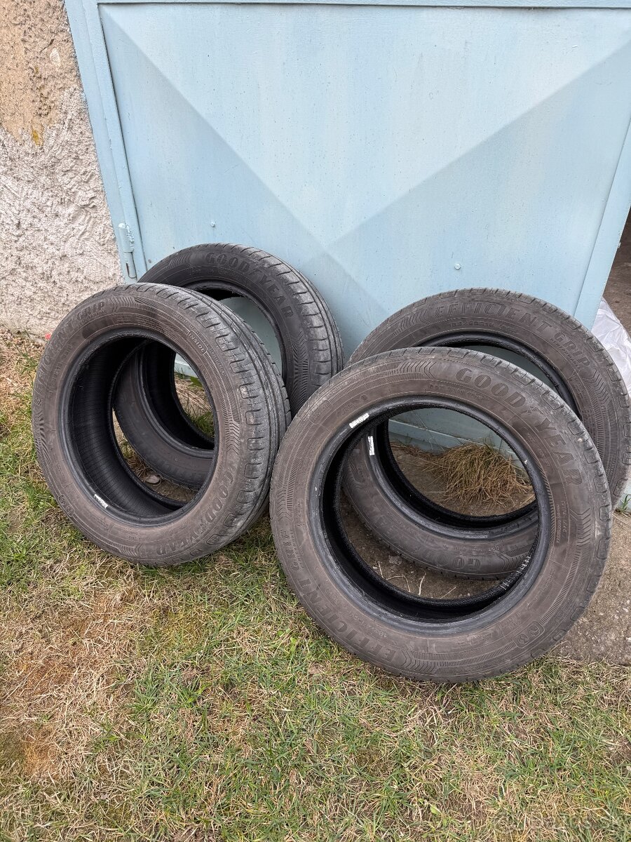 Pneumatiky good year 185/60R15