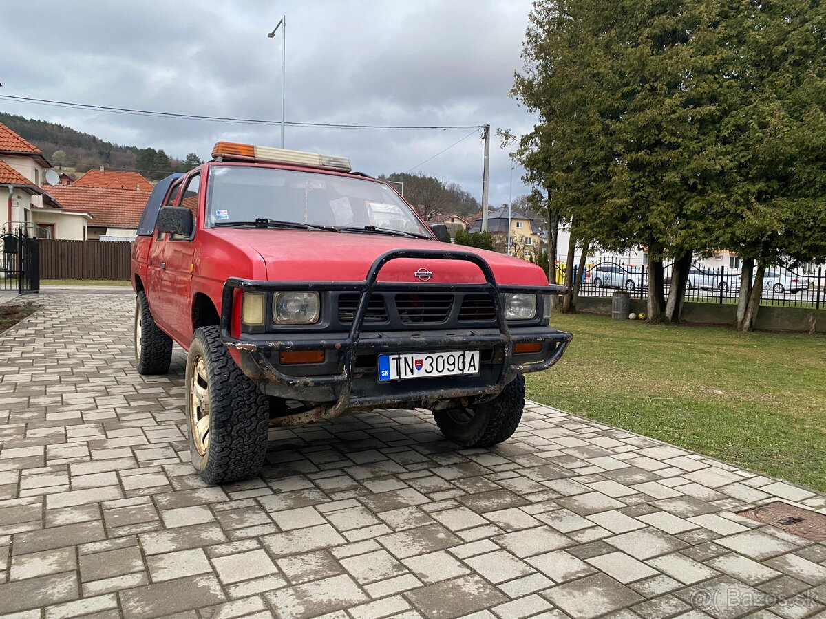Nissan d21