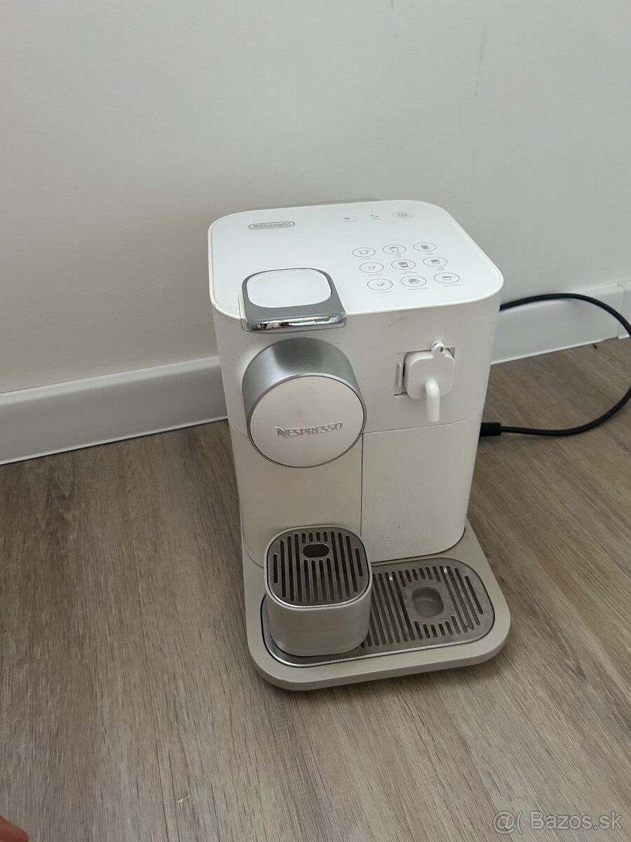 Predám kávovar zn. DeLonghi