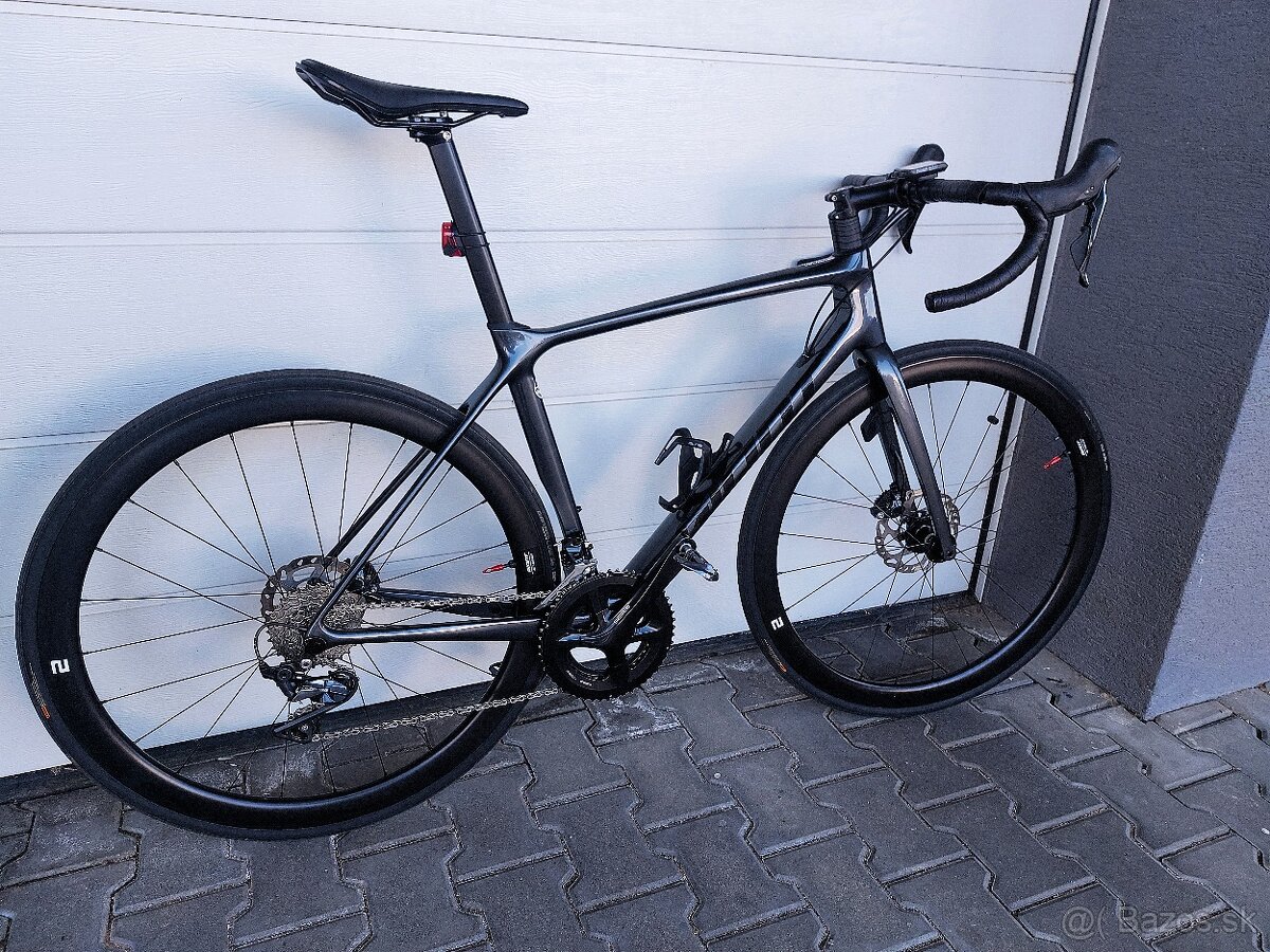 Giant TCR Advanced PRO celokarbon velkost M