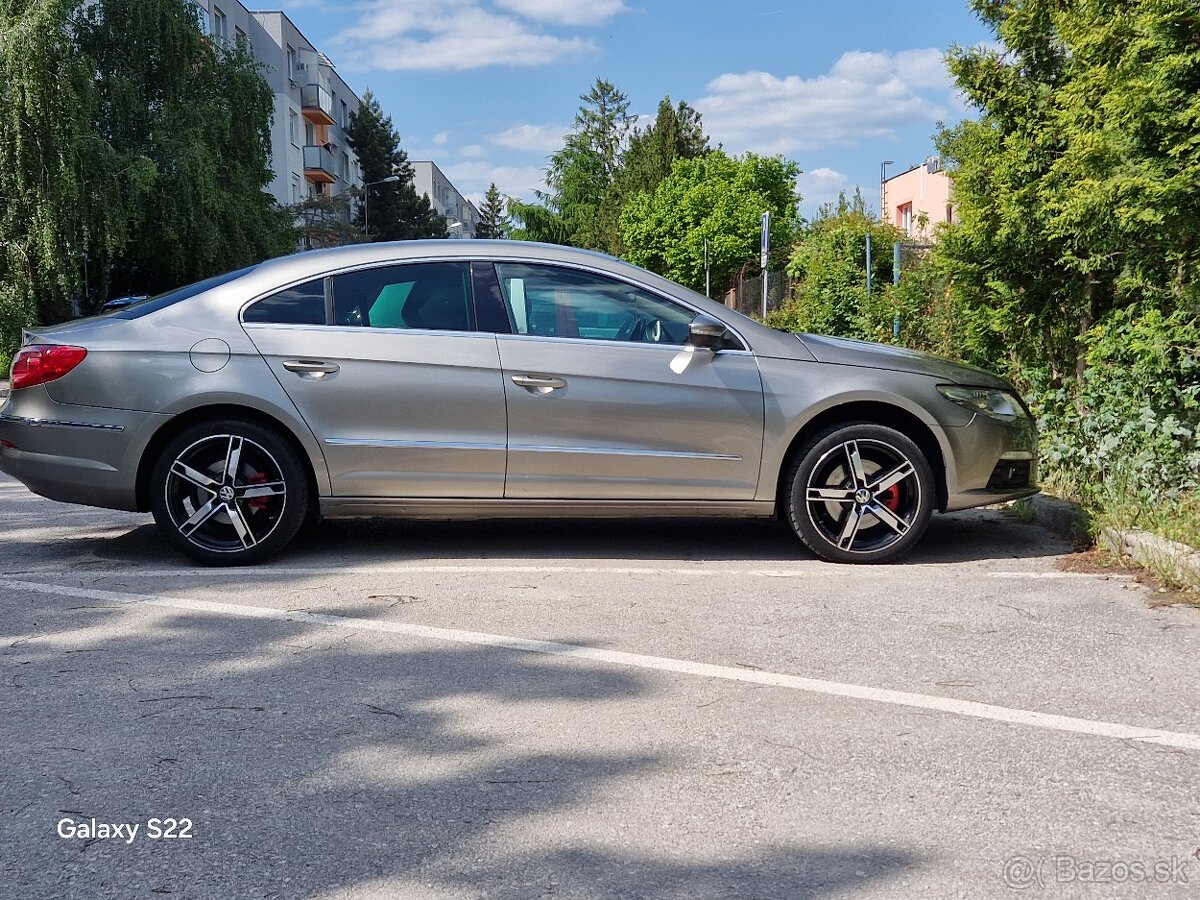 Volkswagen Passat CC