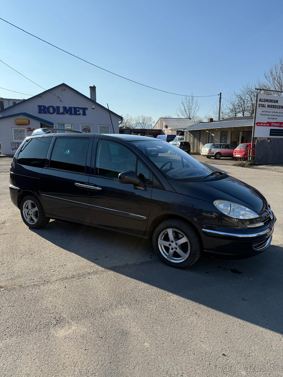 Peugeot 807