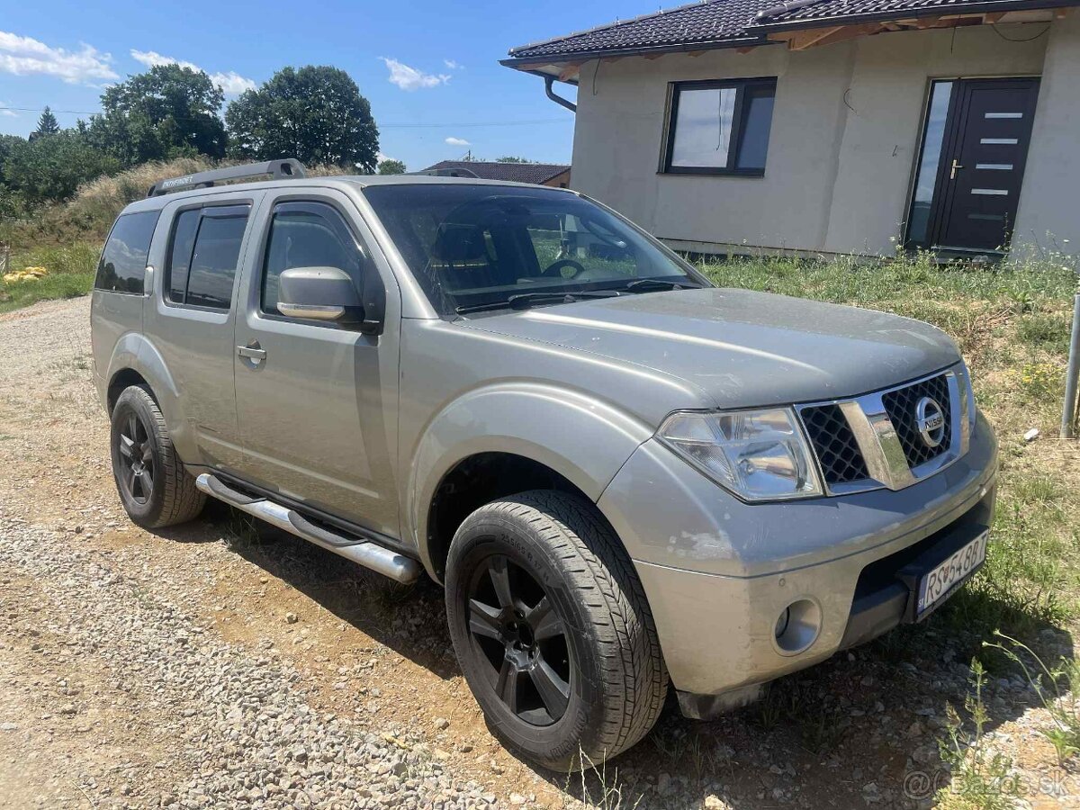 Nissan Pathfinder