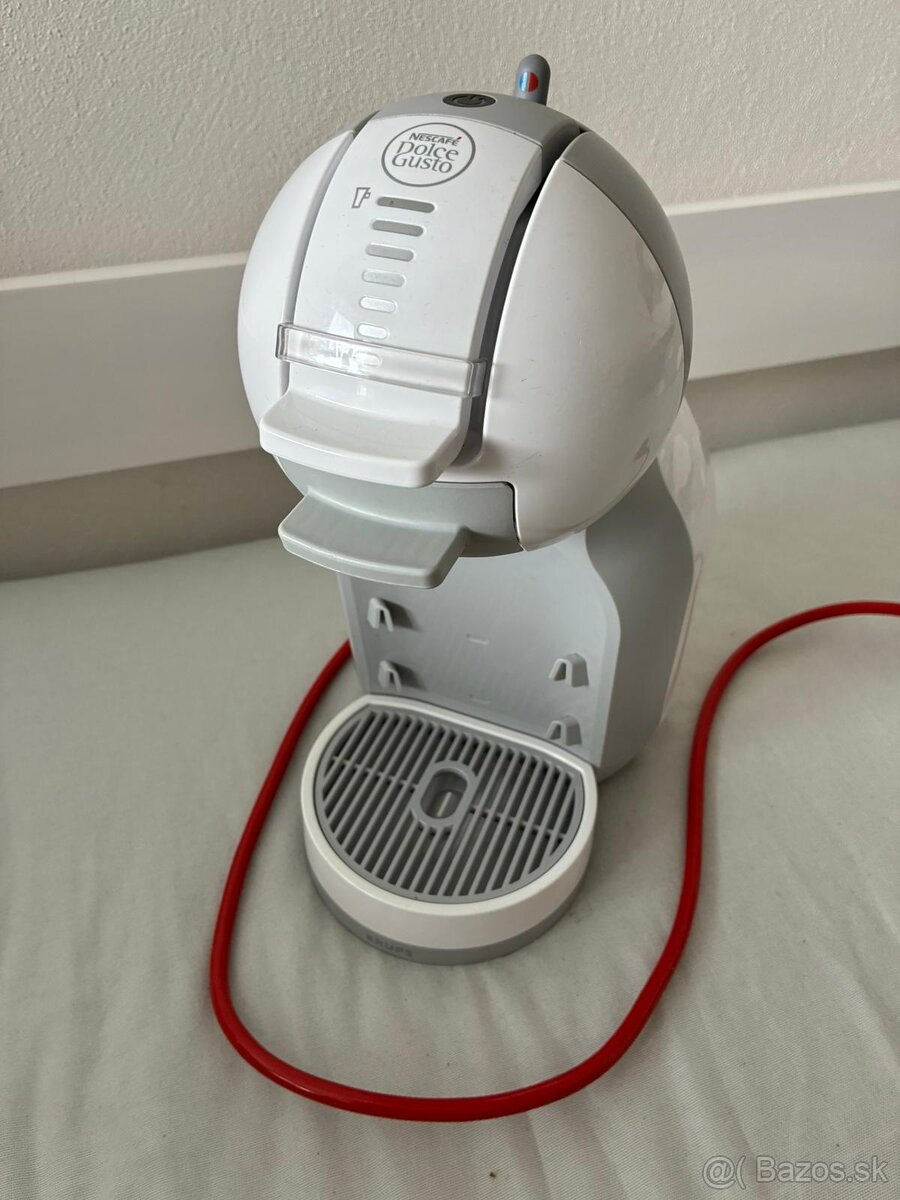 Kavovar Nescafe Dolce Gusto Mini Me