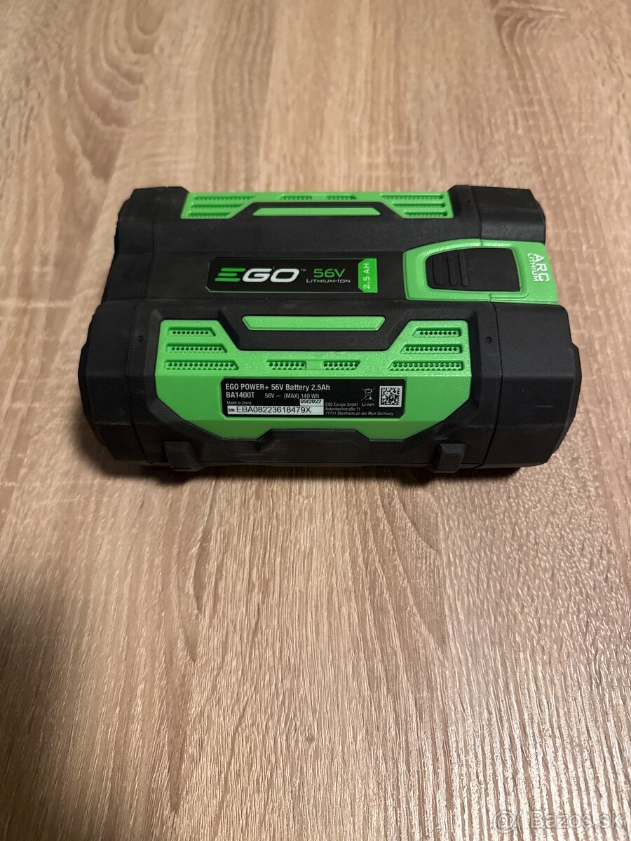 Predám novú baterku spolu s nabkou