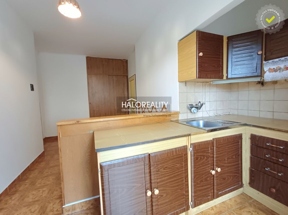 HALO reality - Predaj, dvojizbový byt Púchov, 1. mája - EXKL