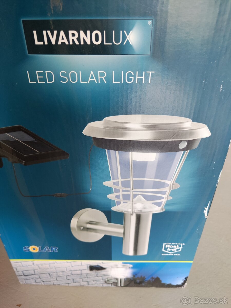 Predám exteriérovú solárnu lampu