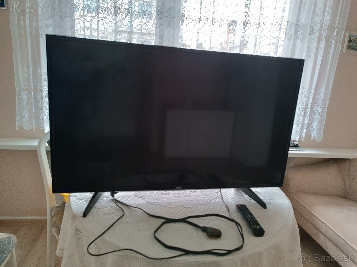Televízor LG 43UH6107
