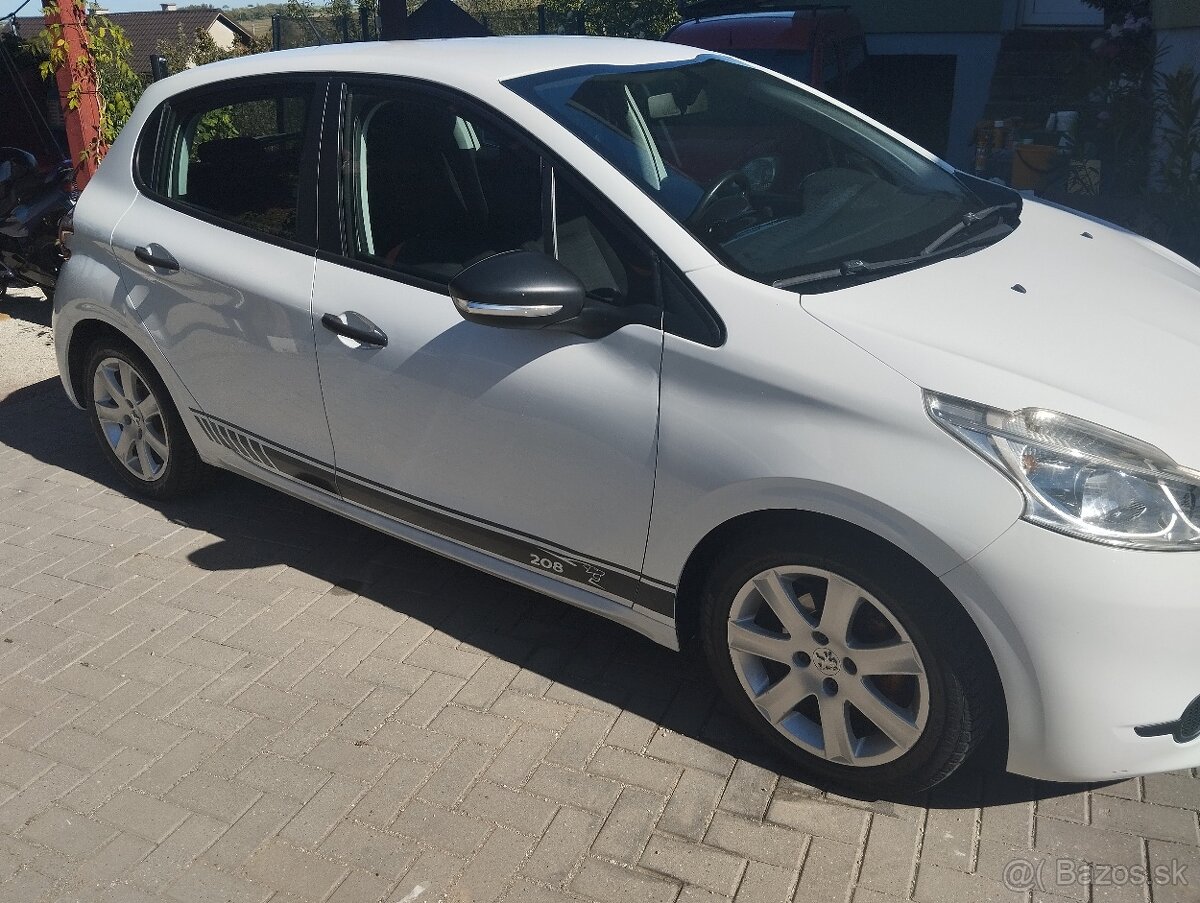 Peugeot 208. 1,4 HDi znížená cena