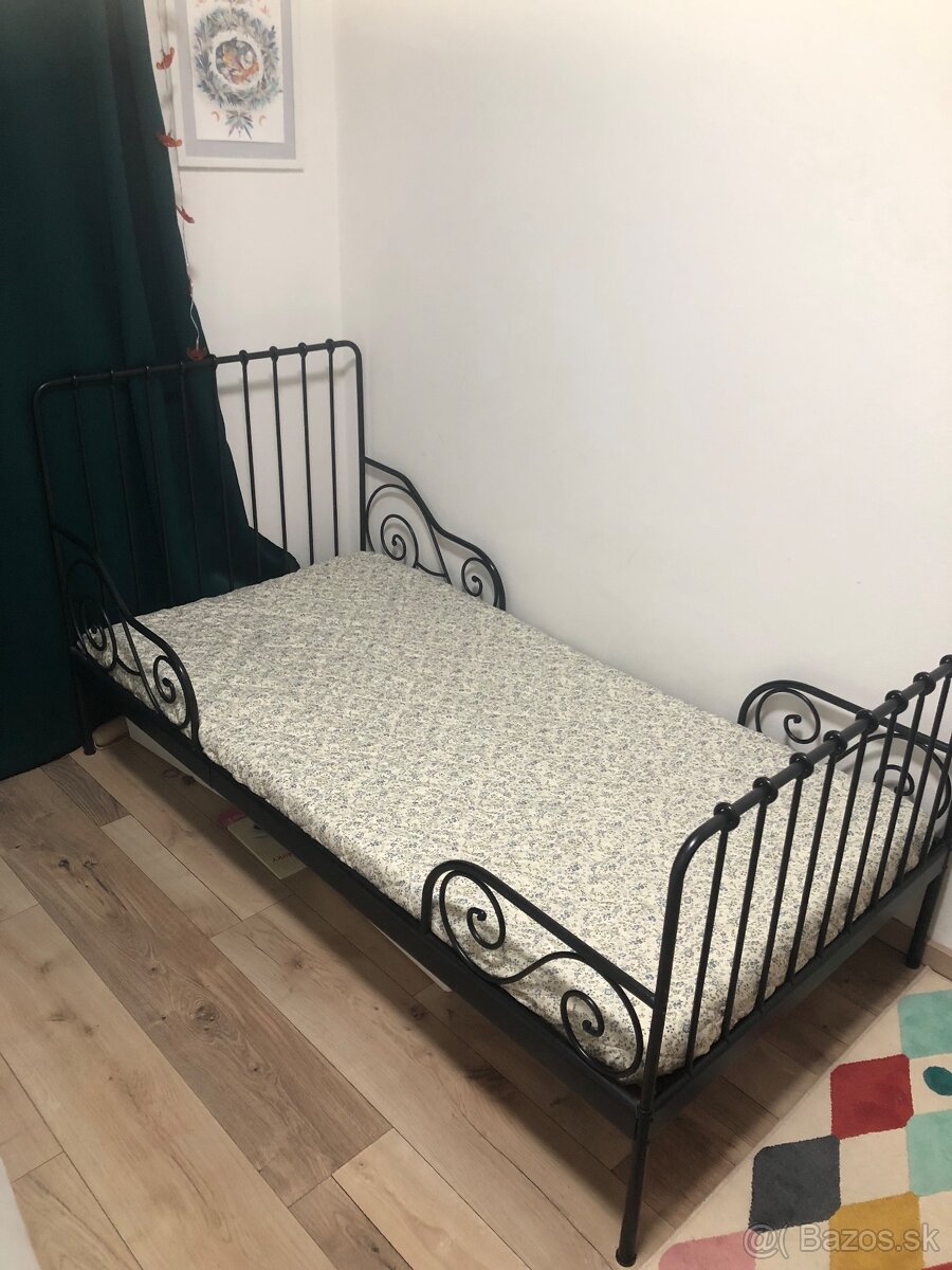 Rastúca posteľ Minnen