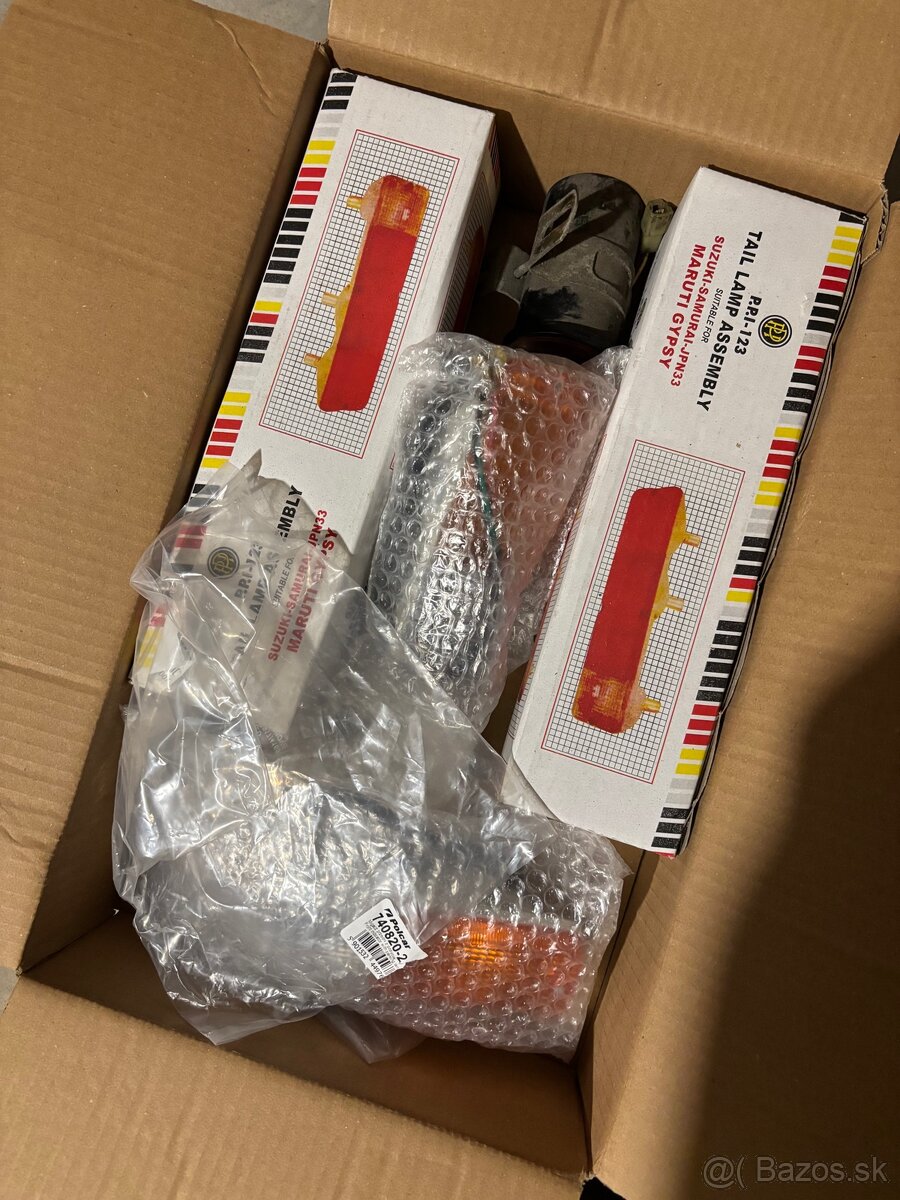 zadne svetla predne smerovky suzuki samurai