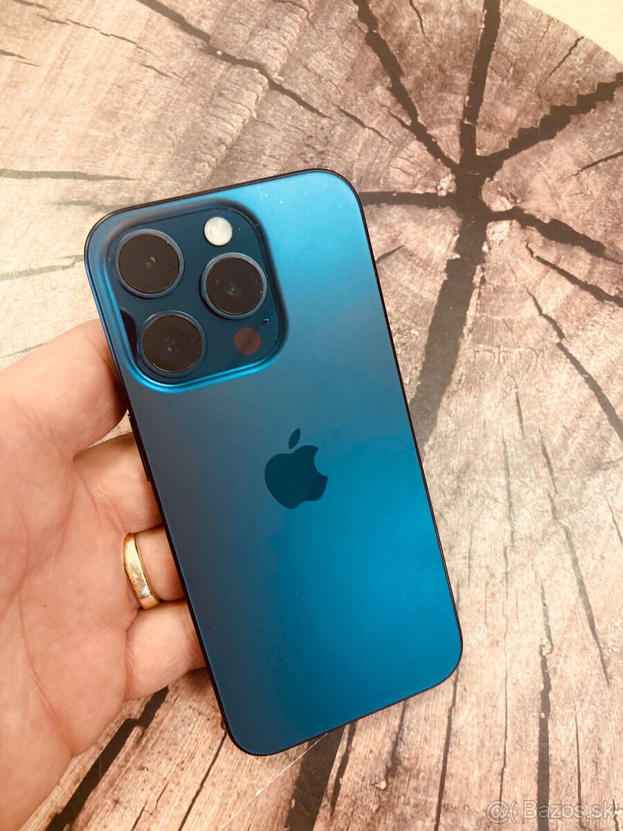 iPhone 15 pro 256 blue batéria 88% top stav