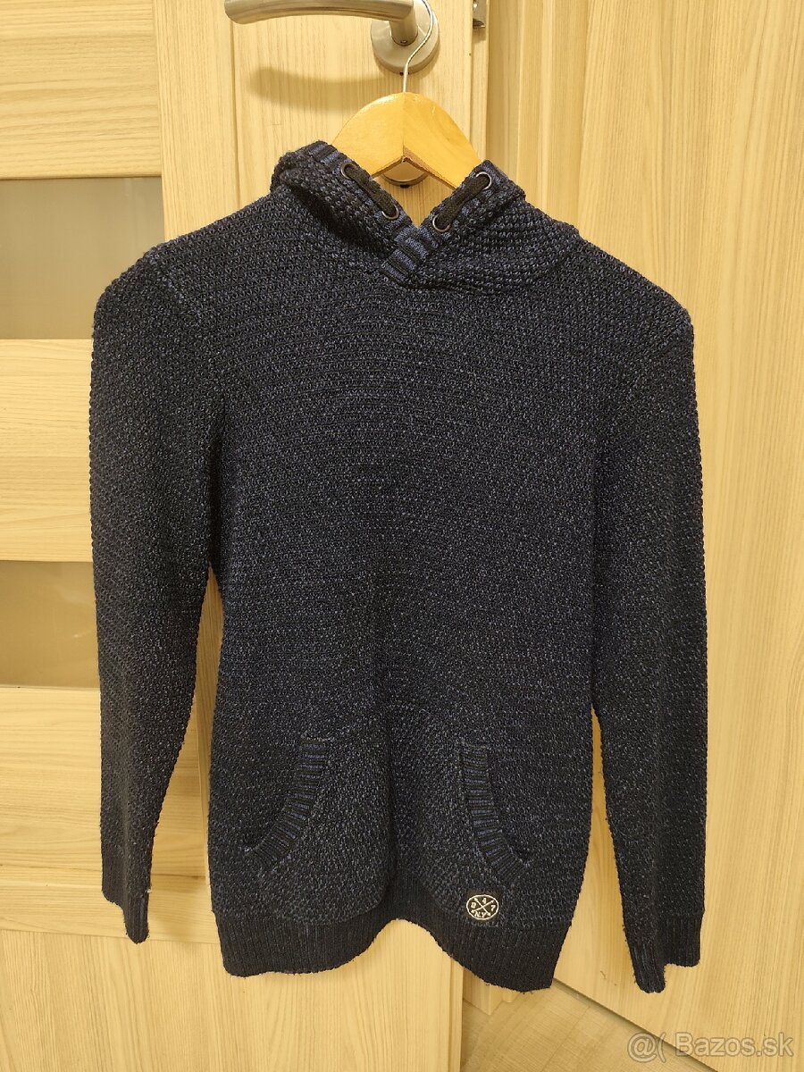 Chlapčenský sveter, veľ 152