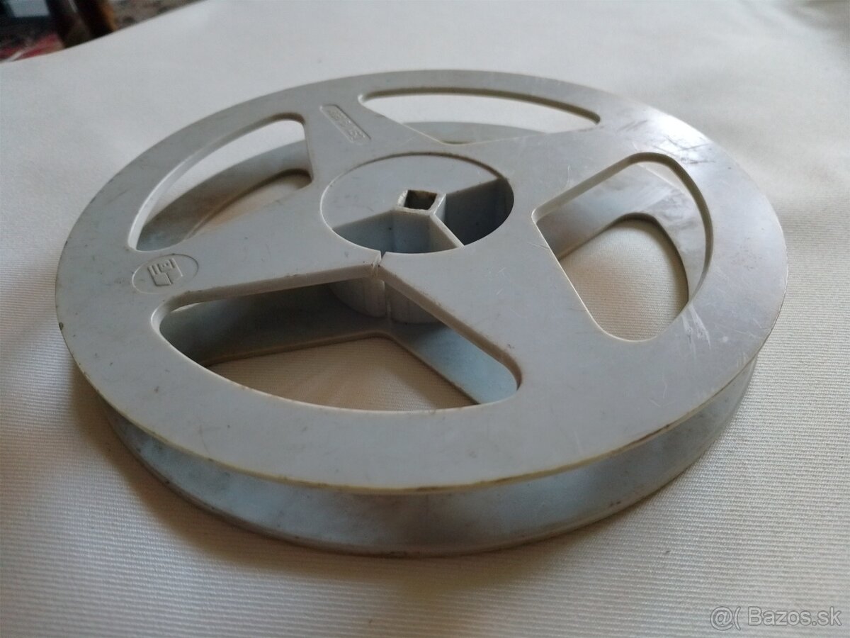 Cievka pre 16mm premietačky