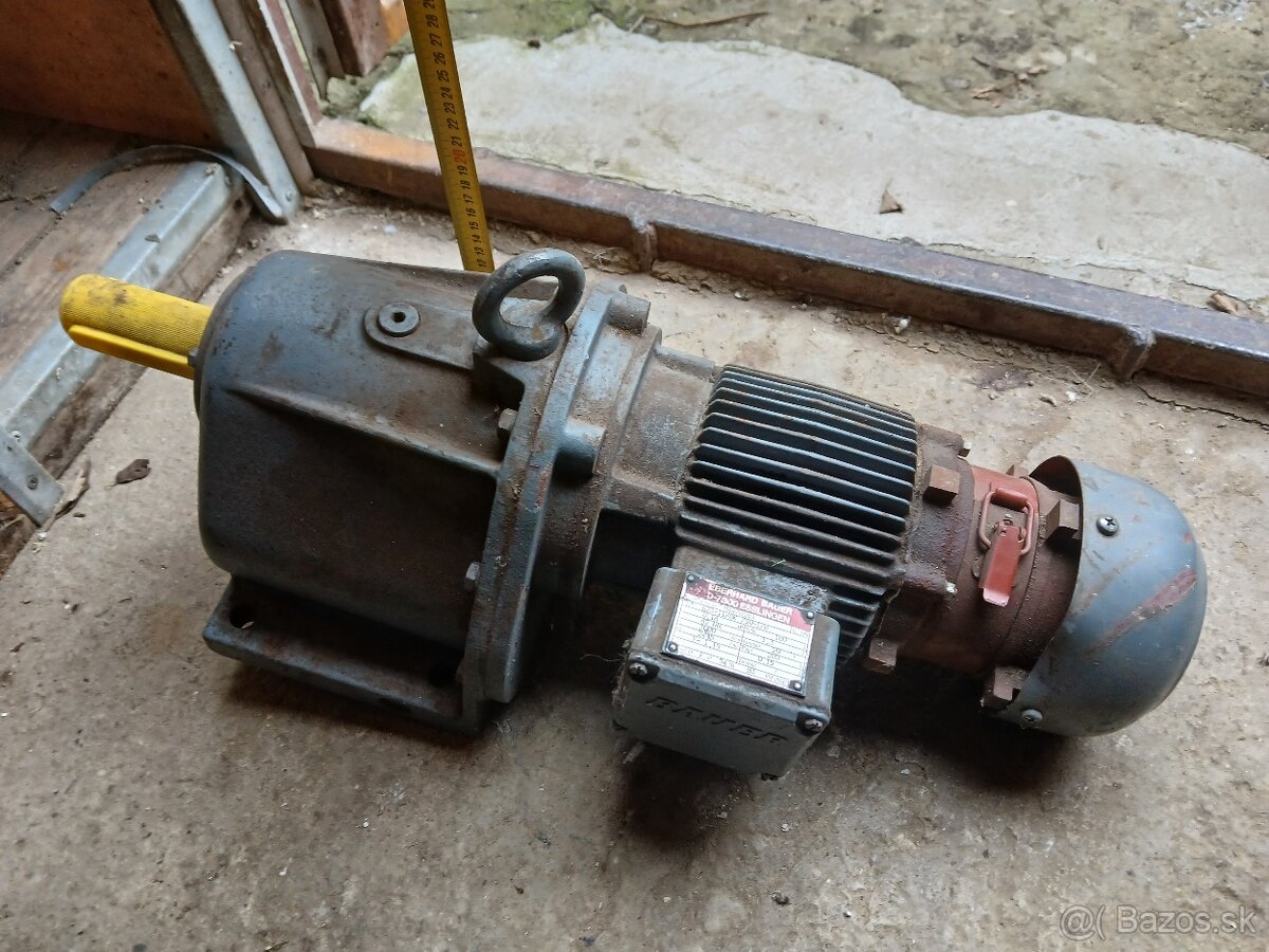 Prevodovka s elektromotorom