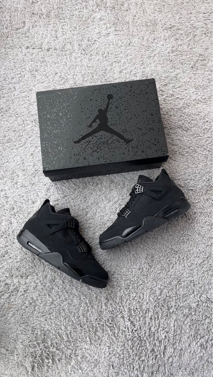Jordan 4 Retro Black Cat (2025)