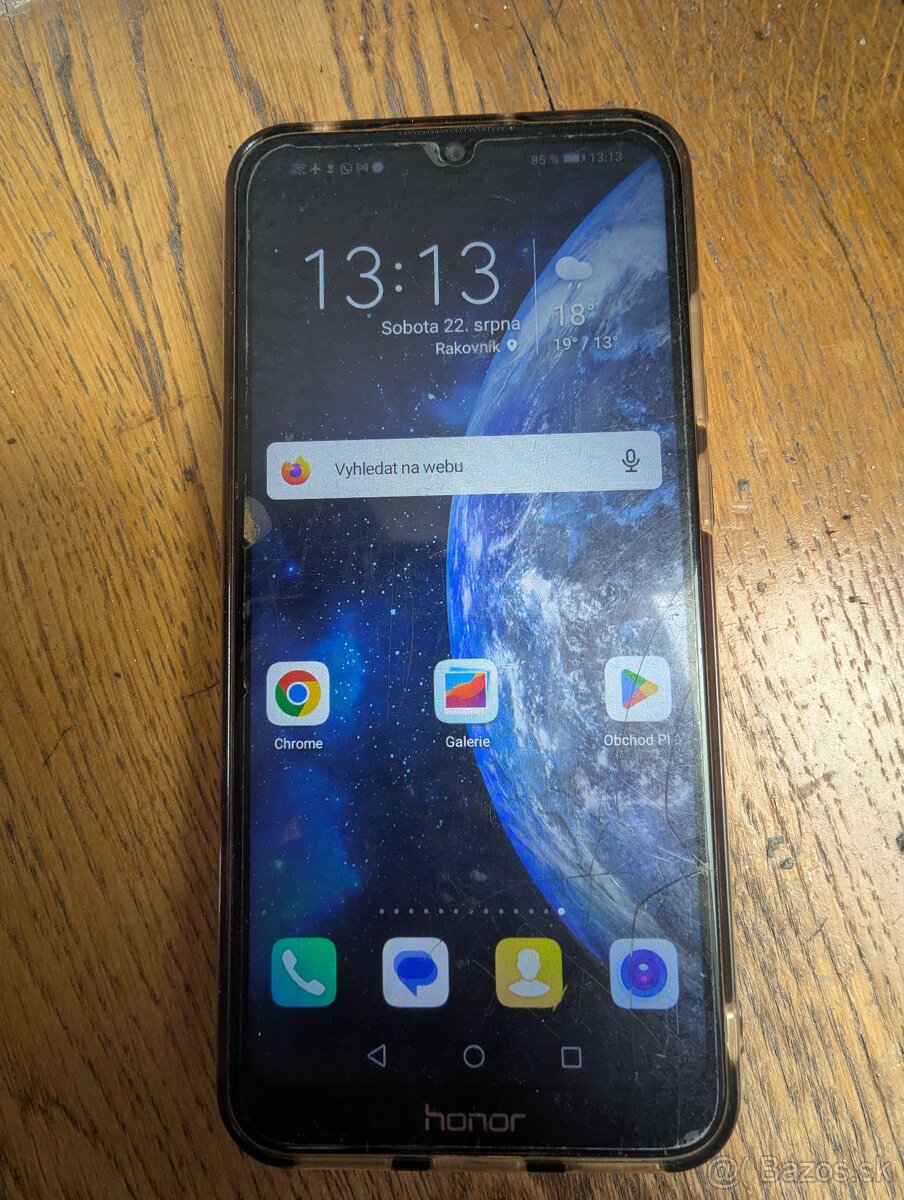 Honor 8A 64 GB – funkční, prasklý displej