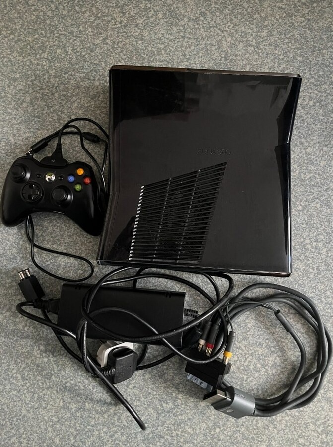 Predam konzolu xbox 360