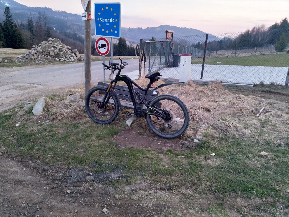 Horsky elektrobicykel BH Atom x