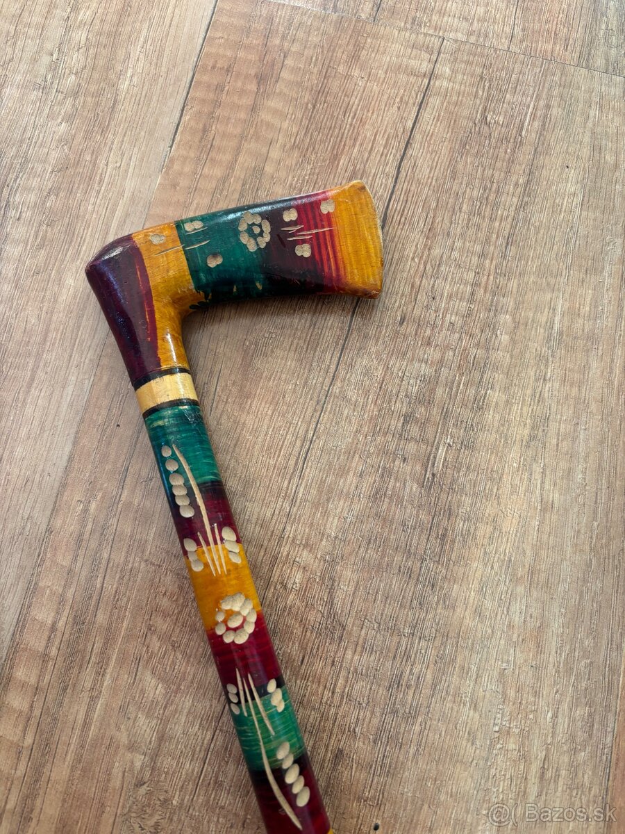 Drevená retro valaška