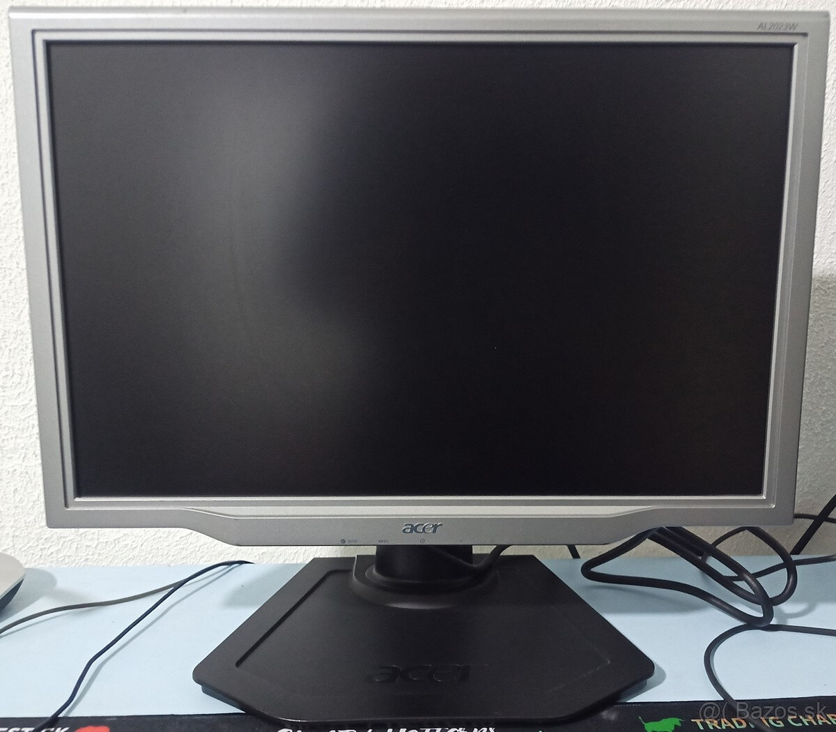 20/22" LCD monitory