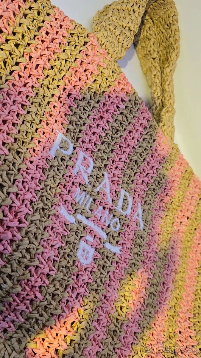 Prada kabelka velka letná raffia