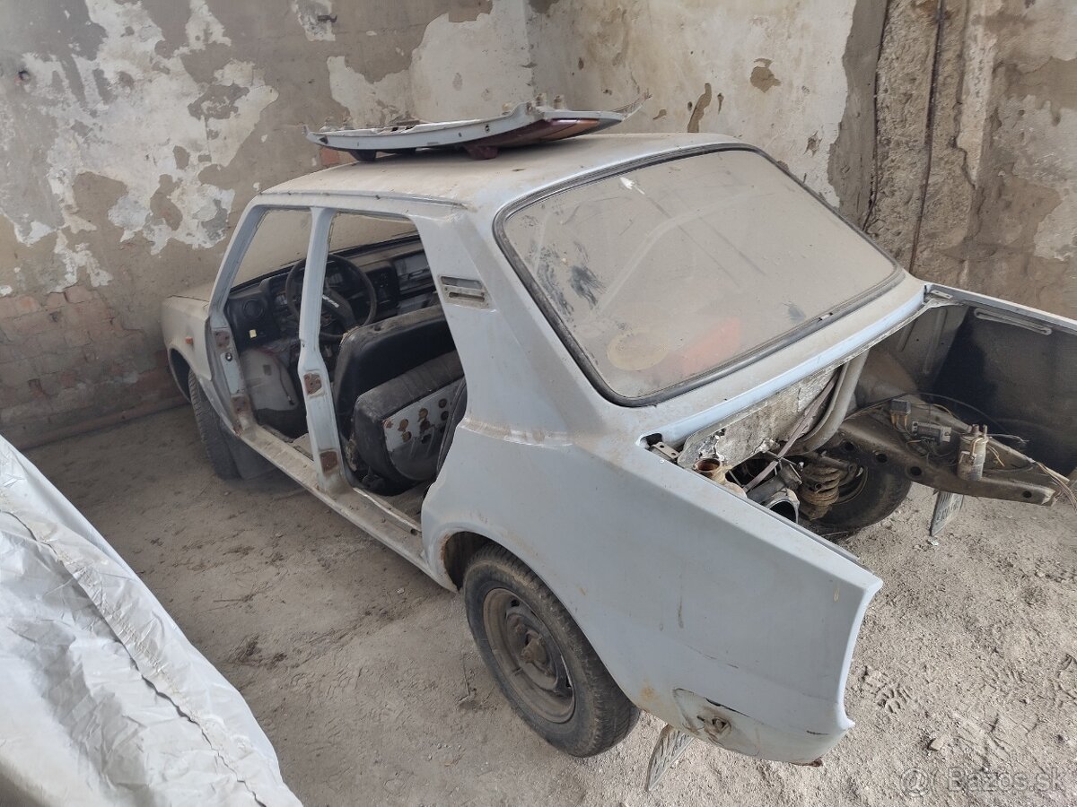 Škoda 105