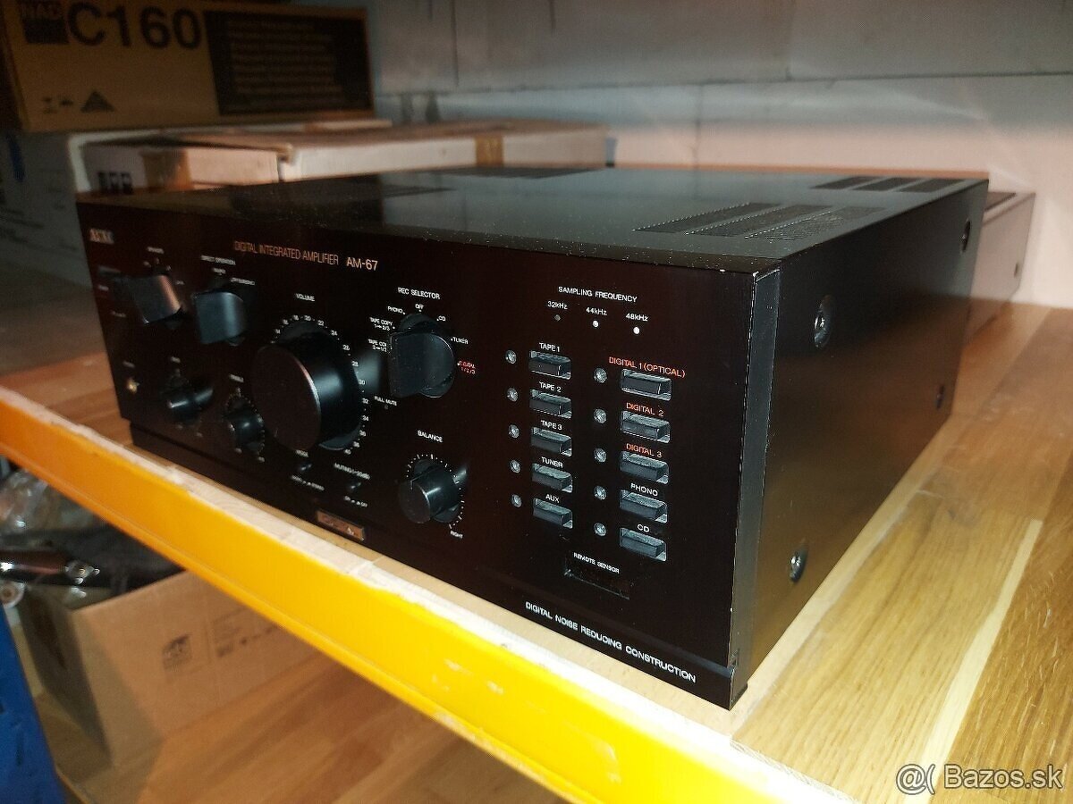 Predám AKAI AM-67 DIGITAL