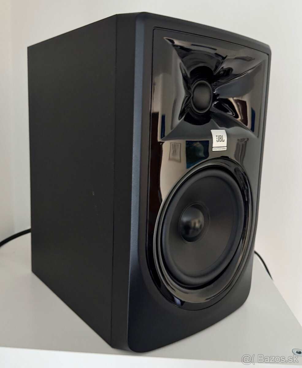JBL 305P MkII