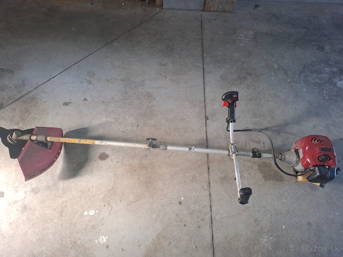 Hecht 146 bts krovinorez