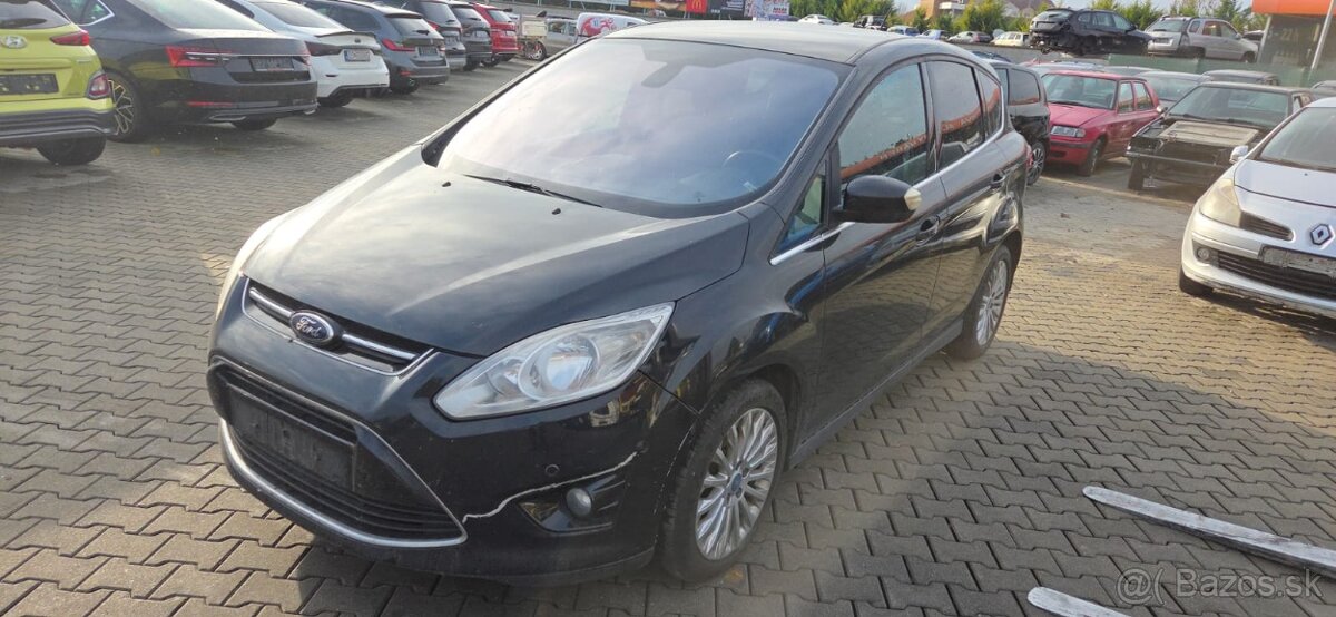 Lacno rozpredám Ford C-max 2010-2019 na náhradné diely