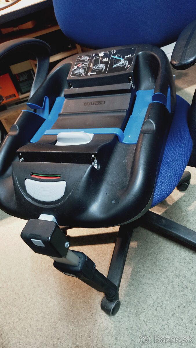 Isofix základňa